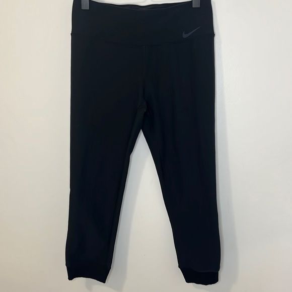 Nike Dri Fit Capri Leggings Black Medium Running Workout - Picture 1 of 7